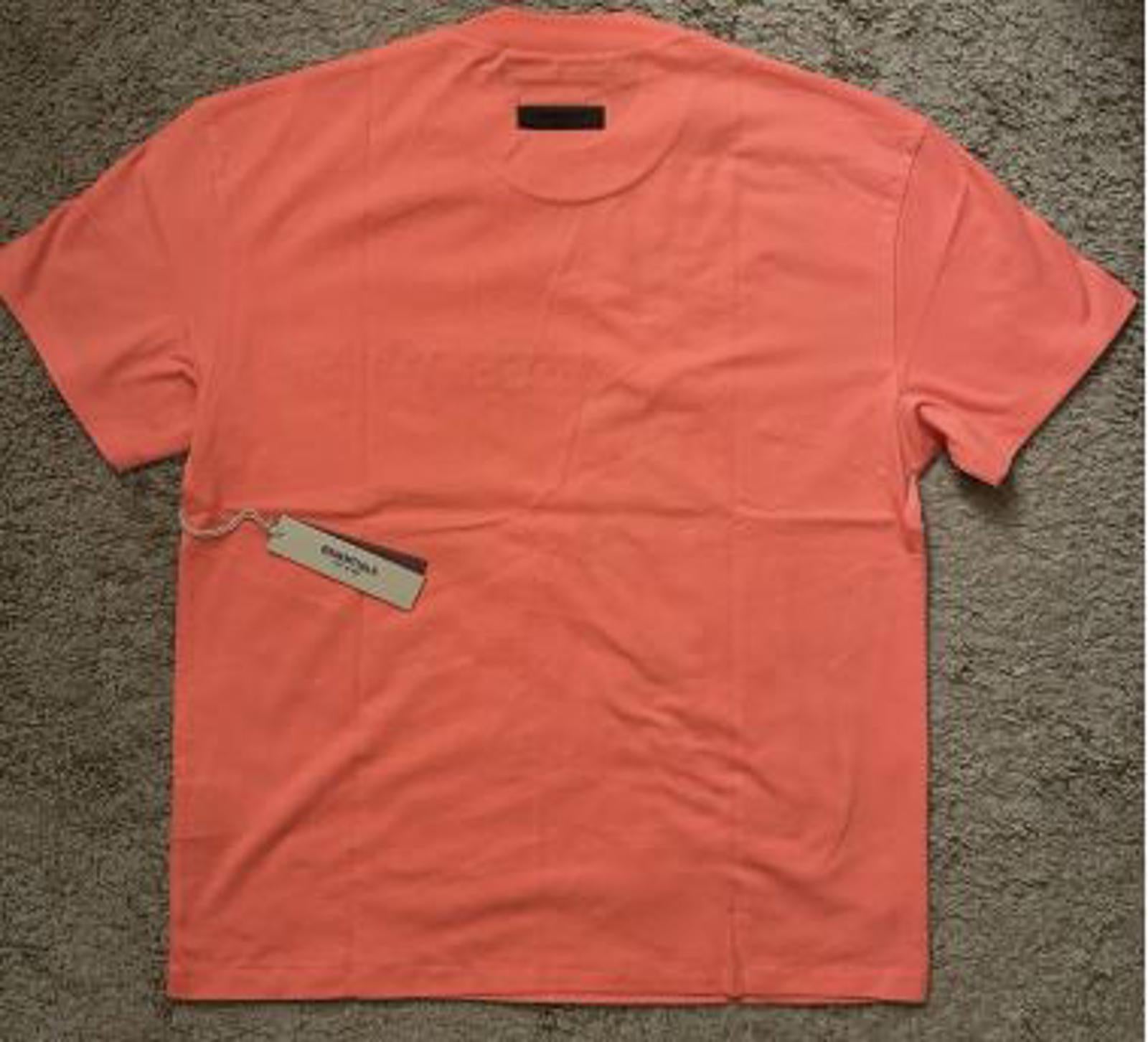 Fear of God Essentials Coral T-shirt - XS