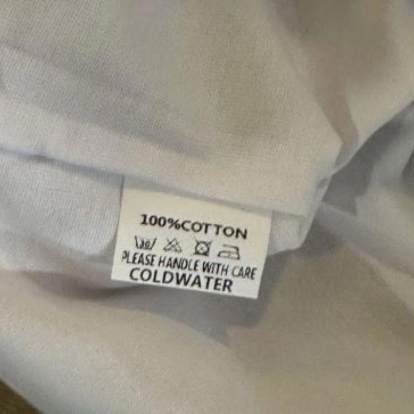 Saint Vanity White Graphic Tee – Large