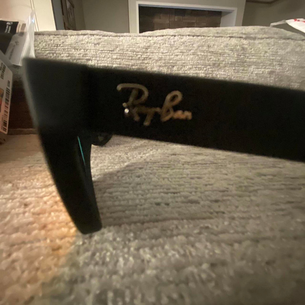 Ray-Ban Justin Classic ORB4165 Sunglasses – Rubber Black, Mirrored Orange Lenses